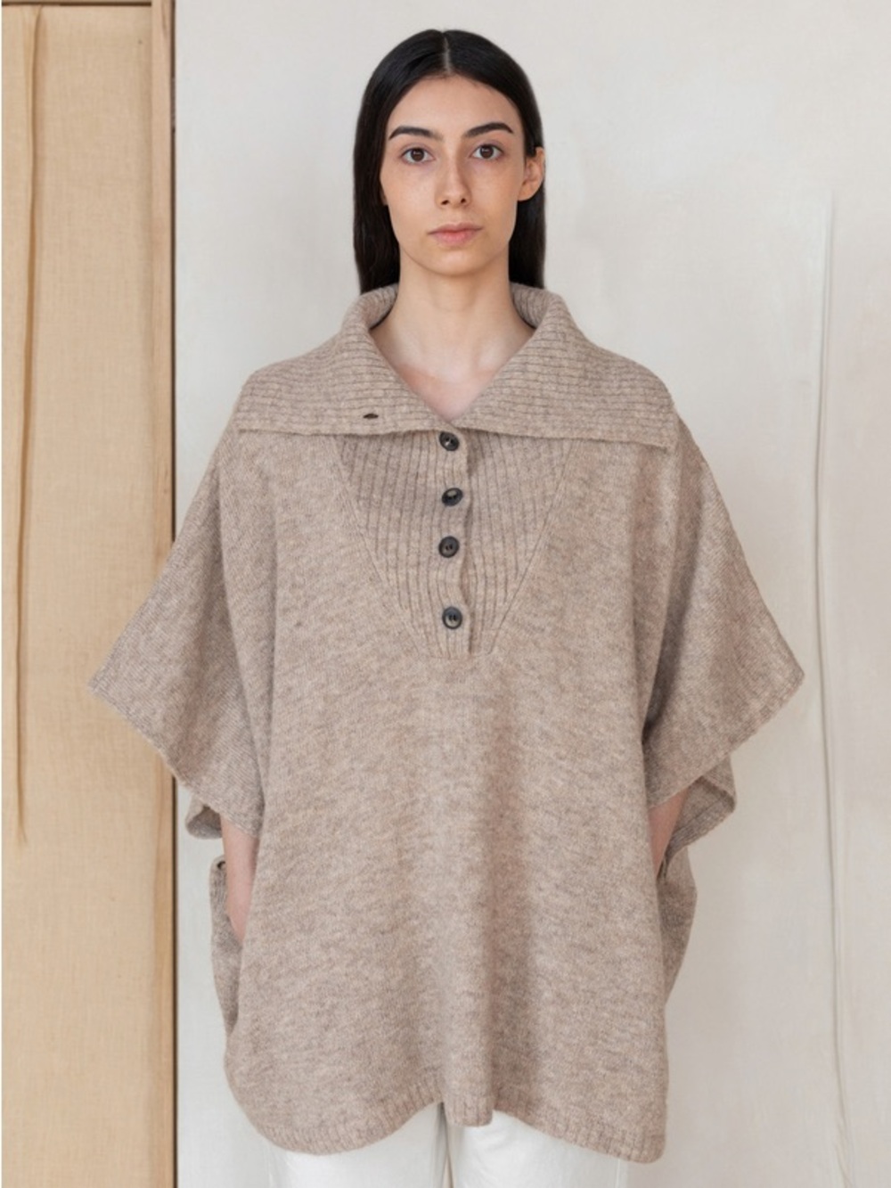 Latierra Alpaca Alpaca Bonita Poncho in Charcoal